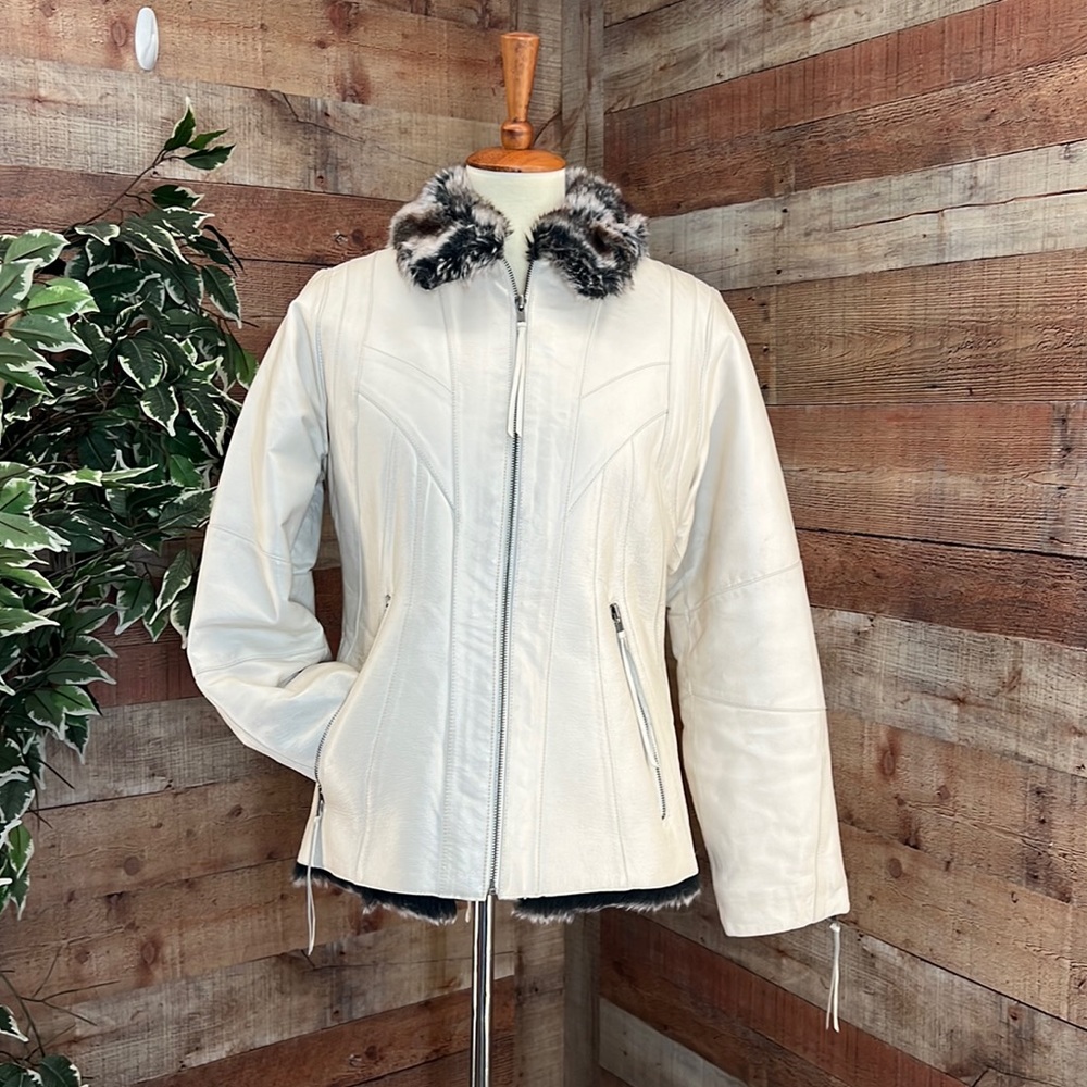 DIVA by EXCELLED Cream Faux Fur Line Leather Moto Coat Sz Small
